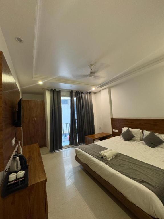 Triple One Hotel Tapovan Rishikesh,Near Laxman Jhula Exterior photo